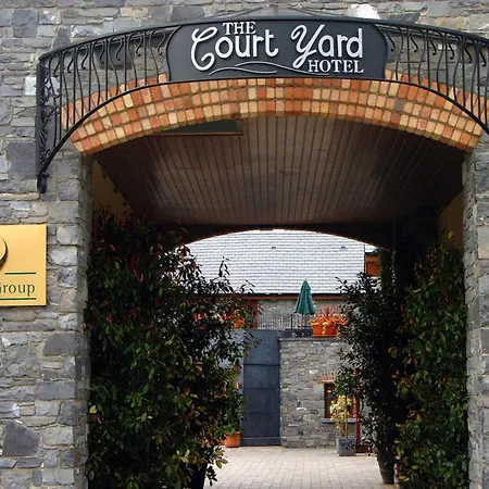 Hotel Court Yard 4*