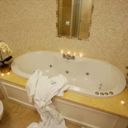 Court Yard 4* Leixlip