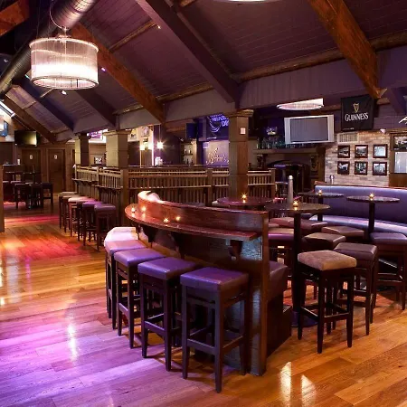 Court Yard Hotel