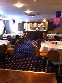 Court Yard Hotel 4*