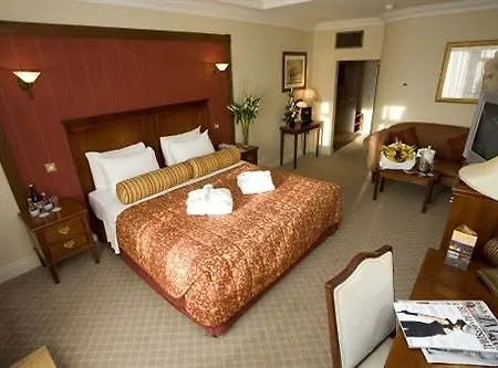 Court Yard Hotel
