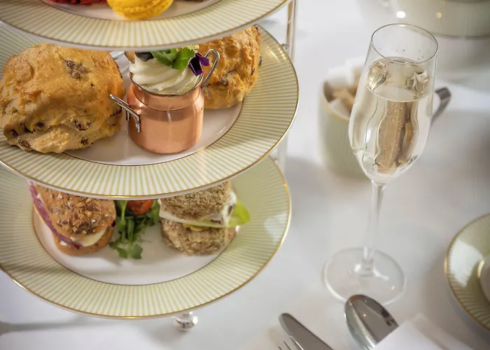 Court Yard Szálloda